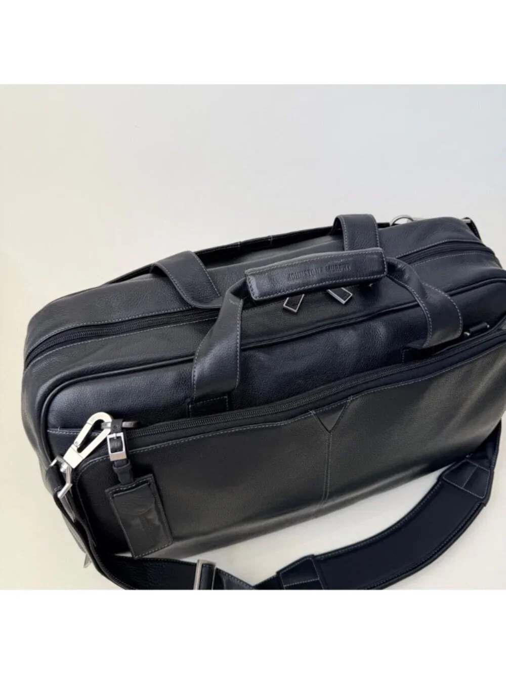 Johnston & Murphy Black Leather Duffel Bag Weekender Travel Carry-On Cabin Bag